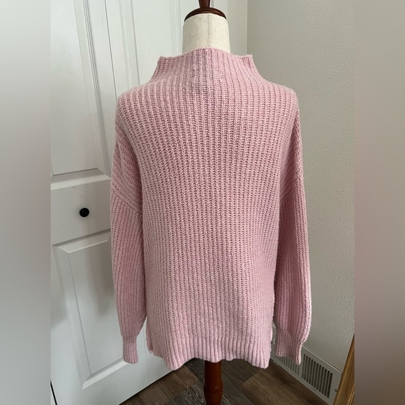 Rachel Zoe Oversized Pink Knit Sweater Size SMALL - Picture 2 of 3